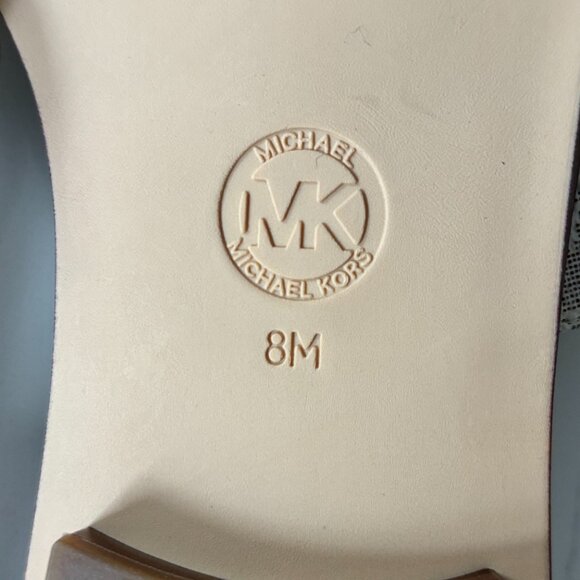 SOLD Michael Kors Wm Sz 8 SlipOn Flat Sandal Ivory Tan Logo Leather Gold Logo - Picture 9 of 14